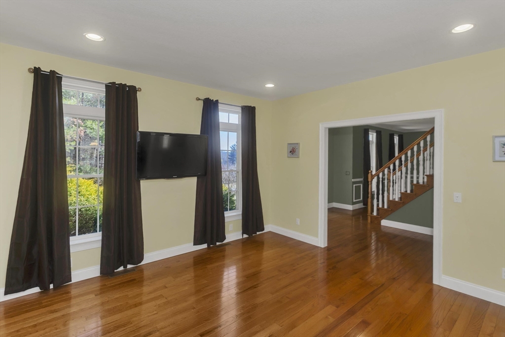 333 Stebbins St