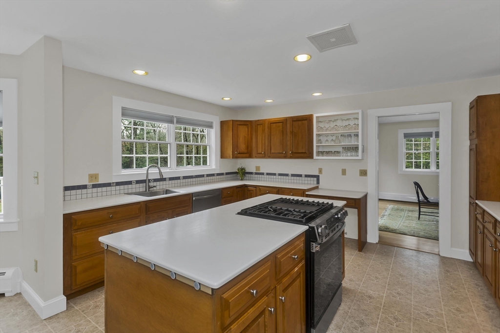 36 Trillium Way