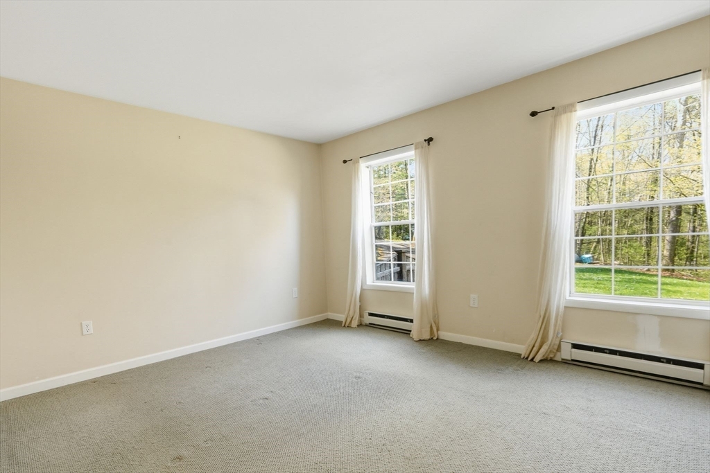 305 W Pelham Rd