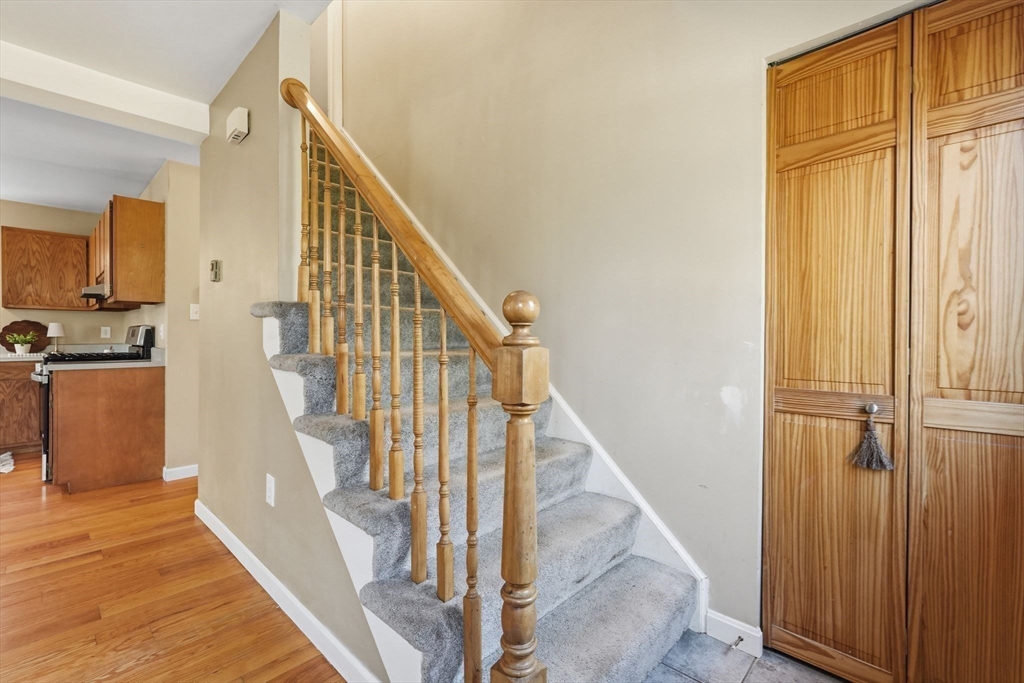 305 W Pelham Rd