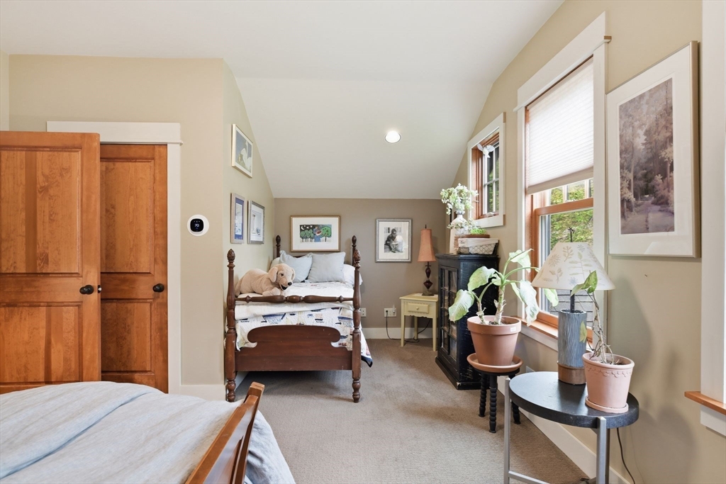 329 Southampton Rd