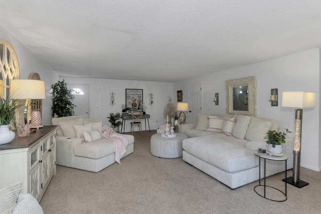 55 Pleasant # 9