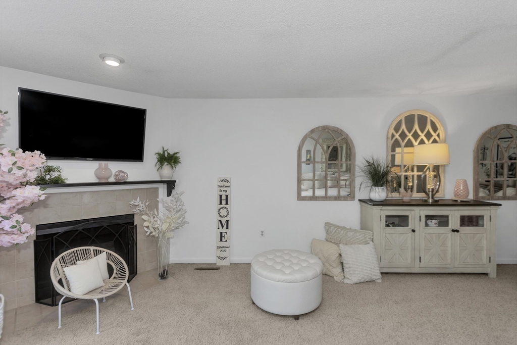 55 Pleasant # 9