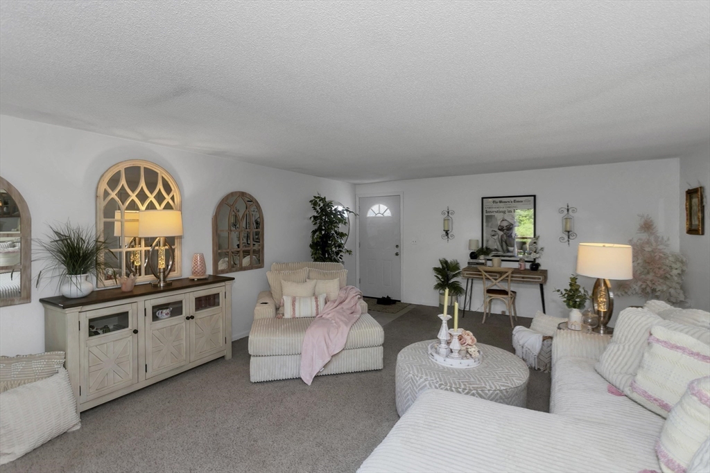 55 Pleasant # 9