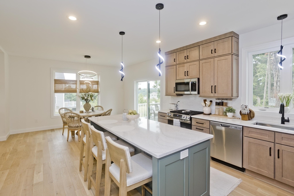 11 Woodland Lane