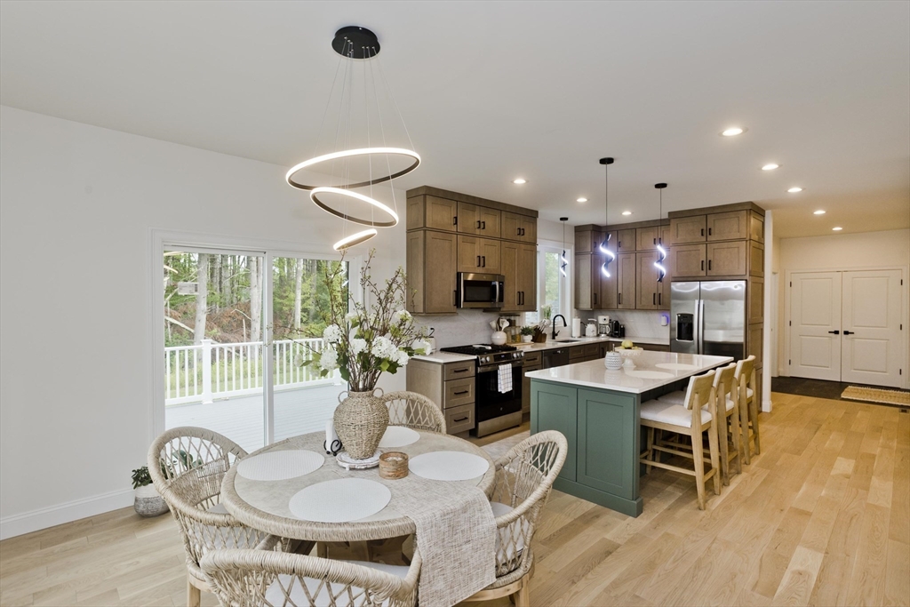 11 Woodland Lane