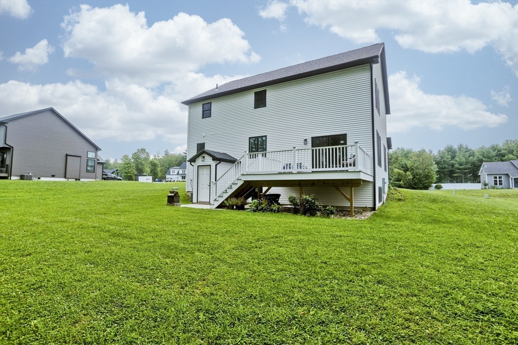 11 Woodland Lane