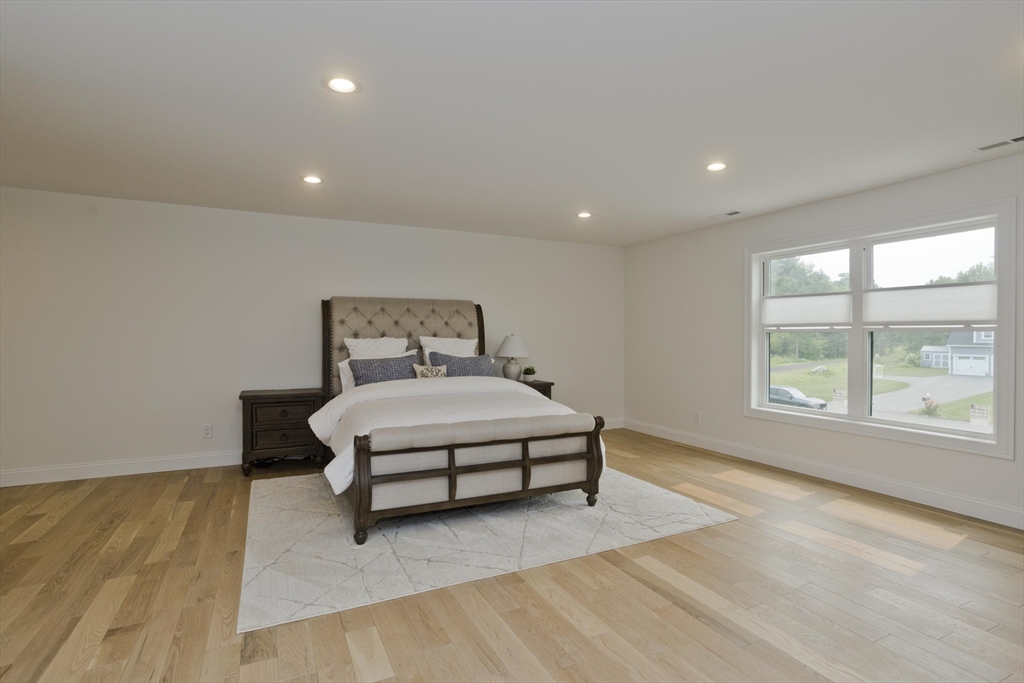 11 Woodland Lane