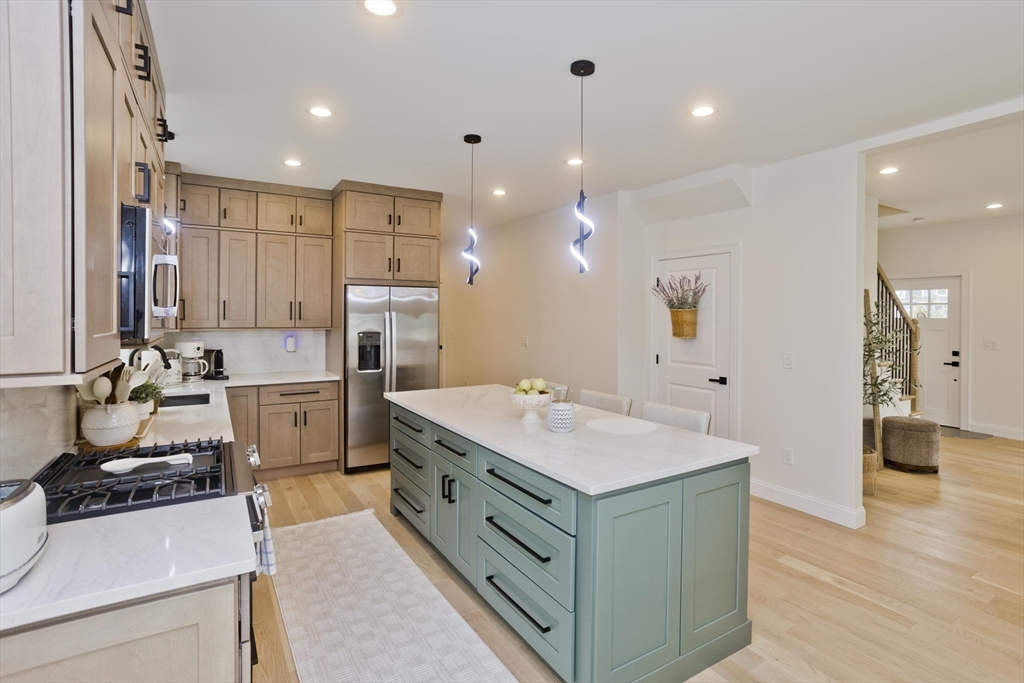 11 Woodland Lane