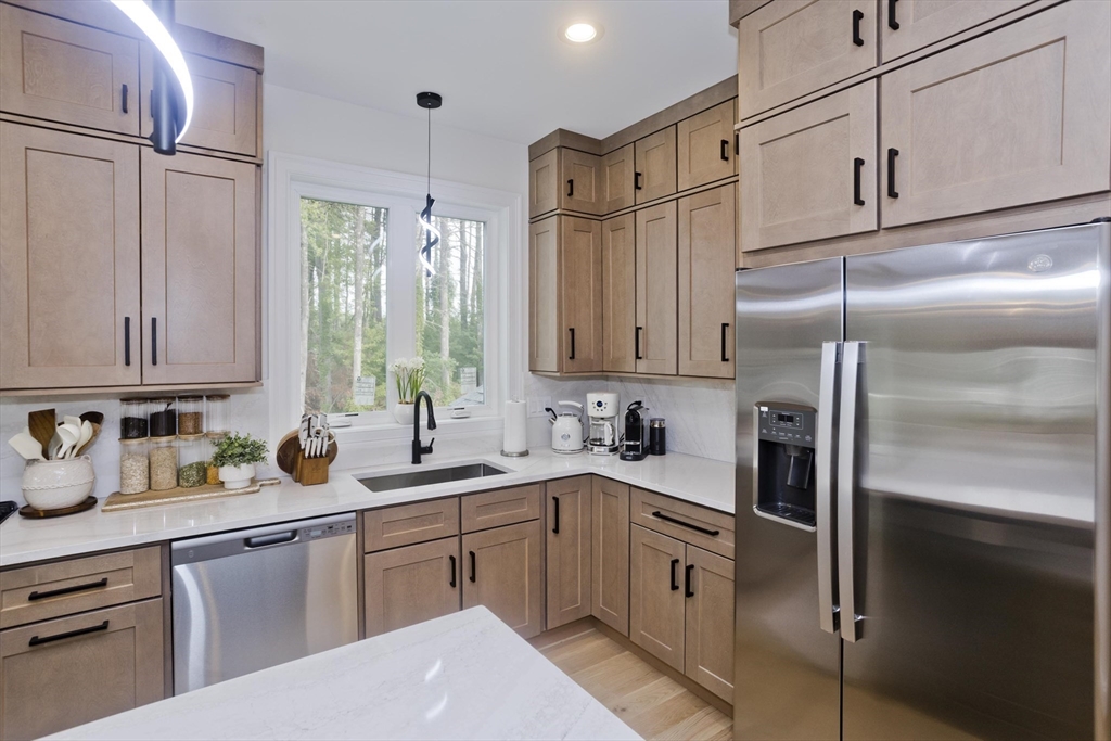11 Woodland Lane