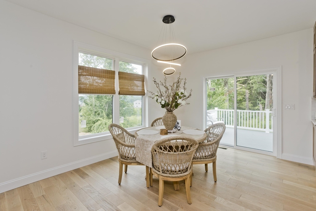 11 Woodland Lane