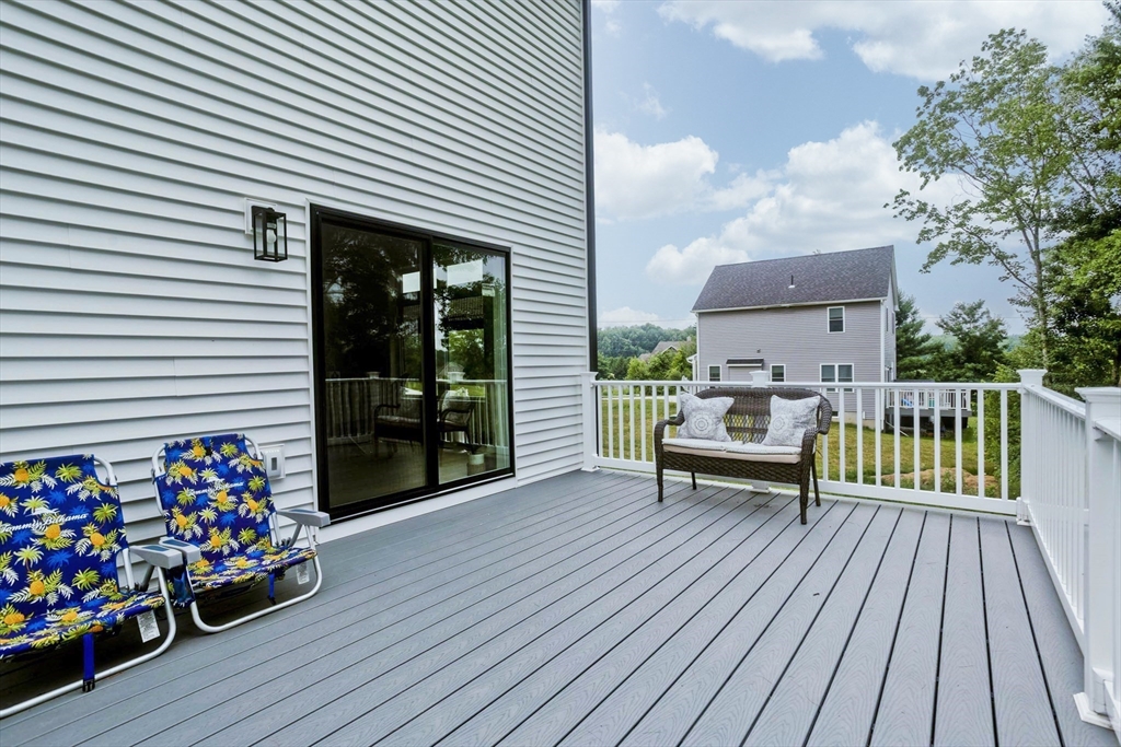 11 Woodland Lane