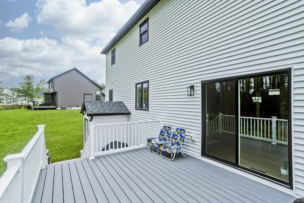 11 Woodland Lane