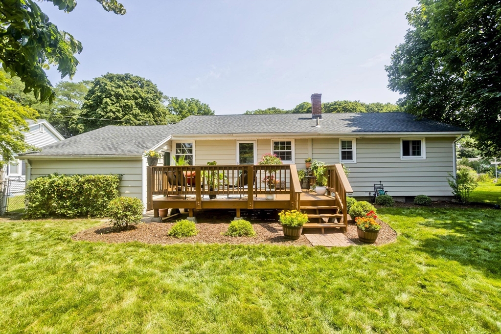 51 Merrick Ave