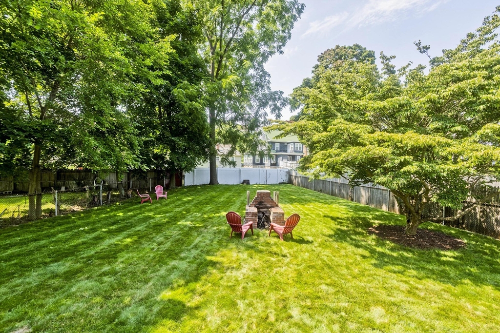 51 Merrick Ave