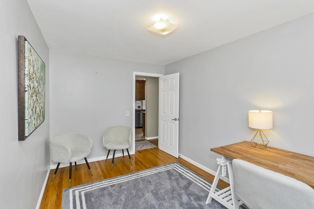 51 Merrick Ave