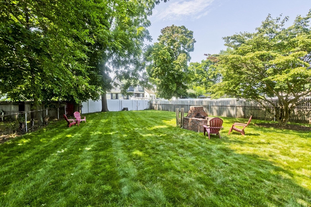 51 Merrick Ave