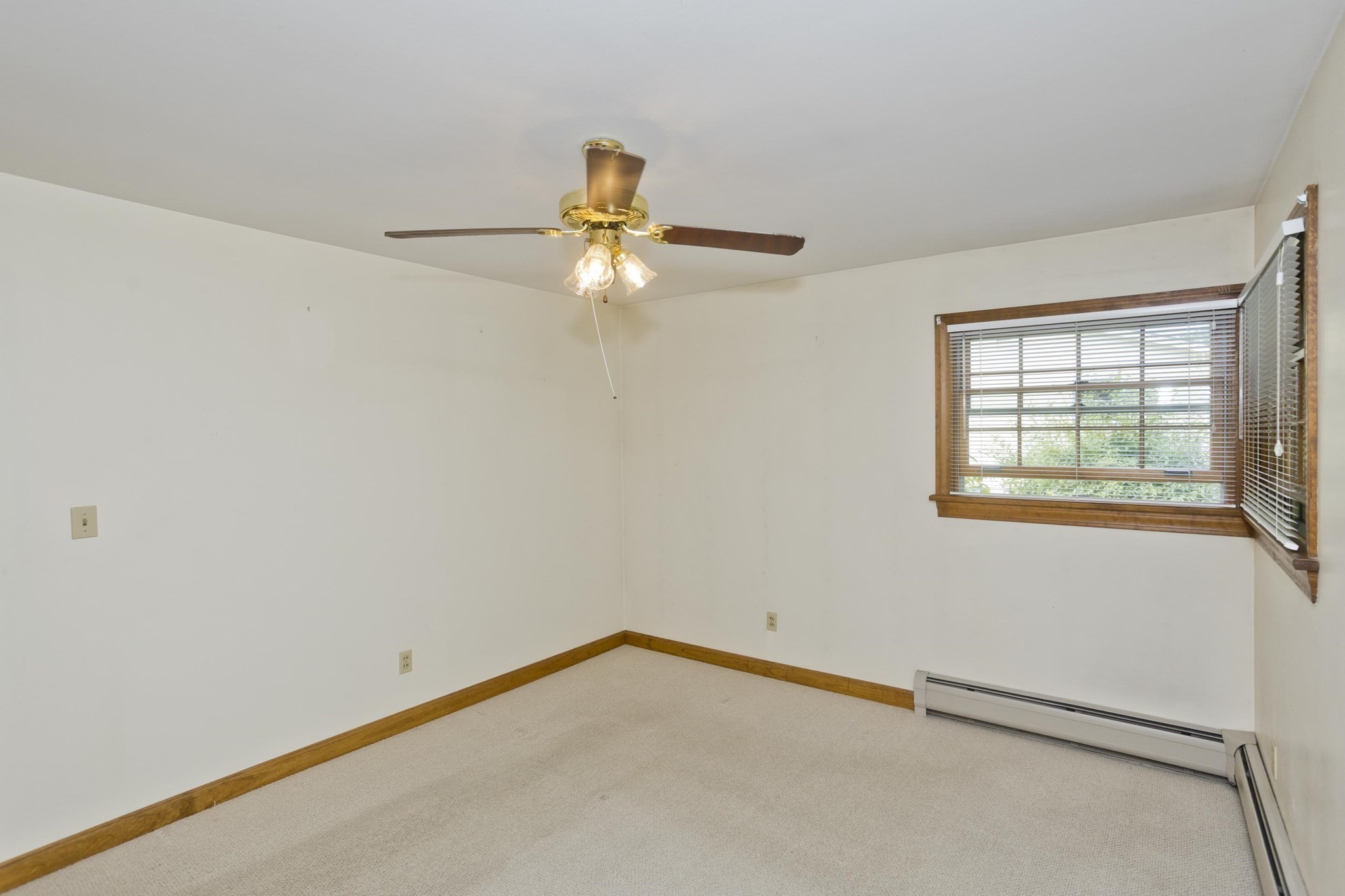 14 Sunset Dr