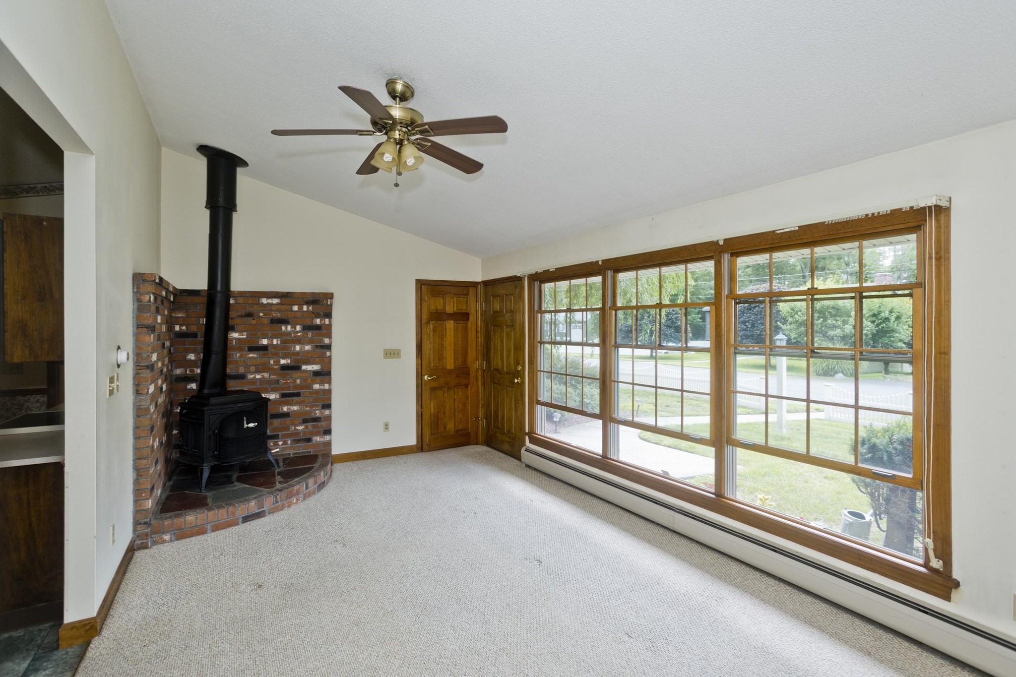 14 Sunset Dr