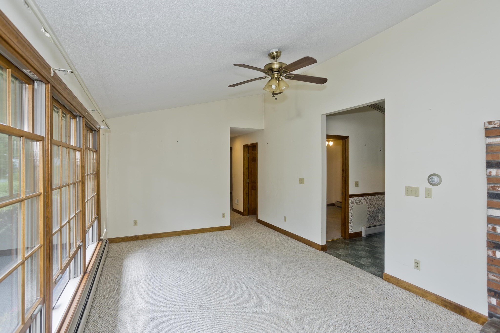 14 Sunset Dr