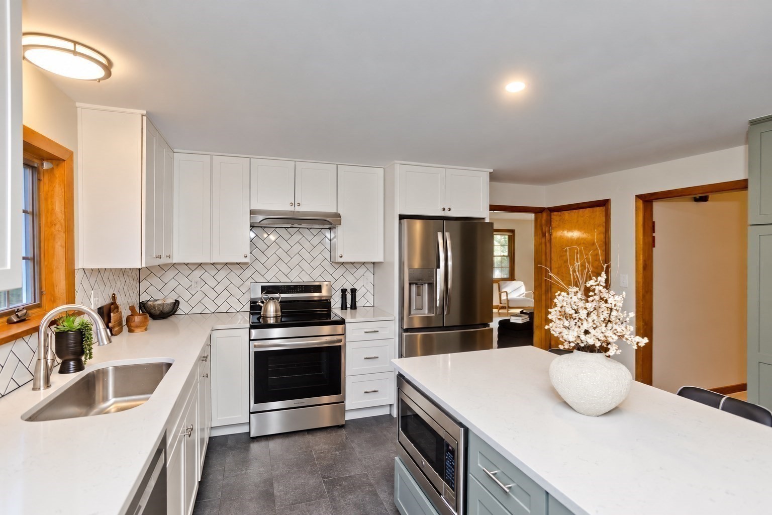 88 Buffam Rd