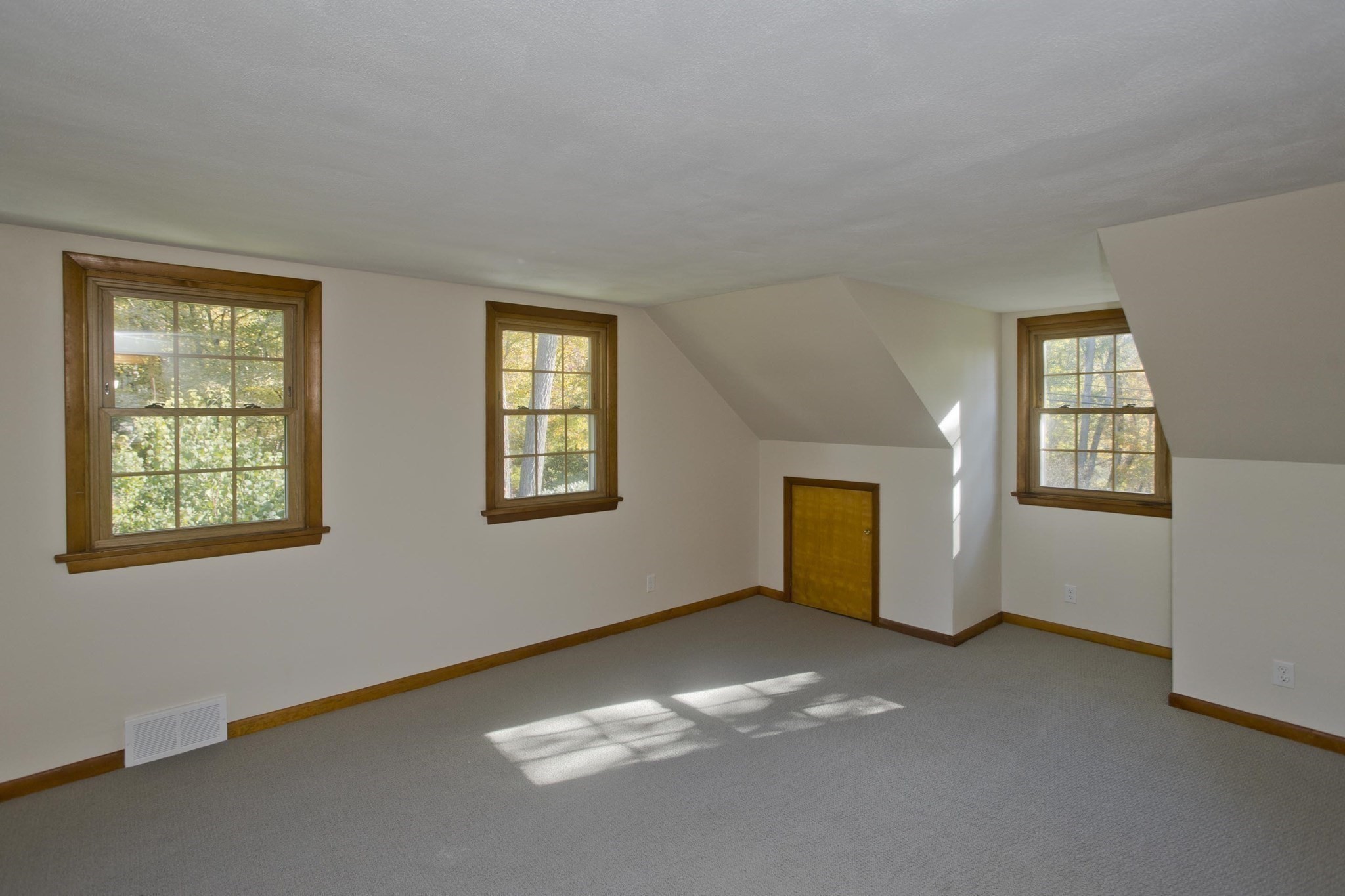 88 Buffam Rd