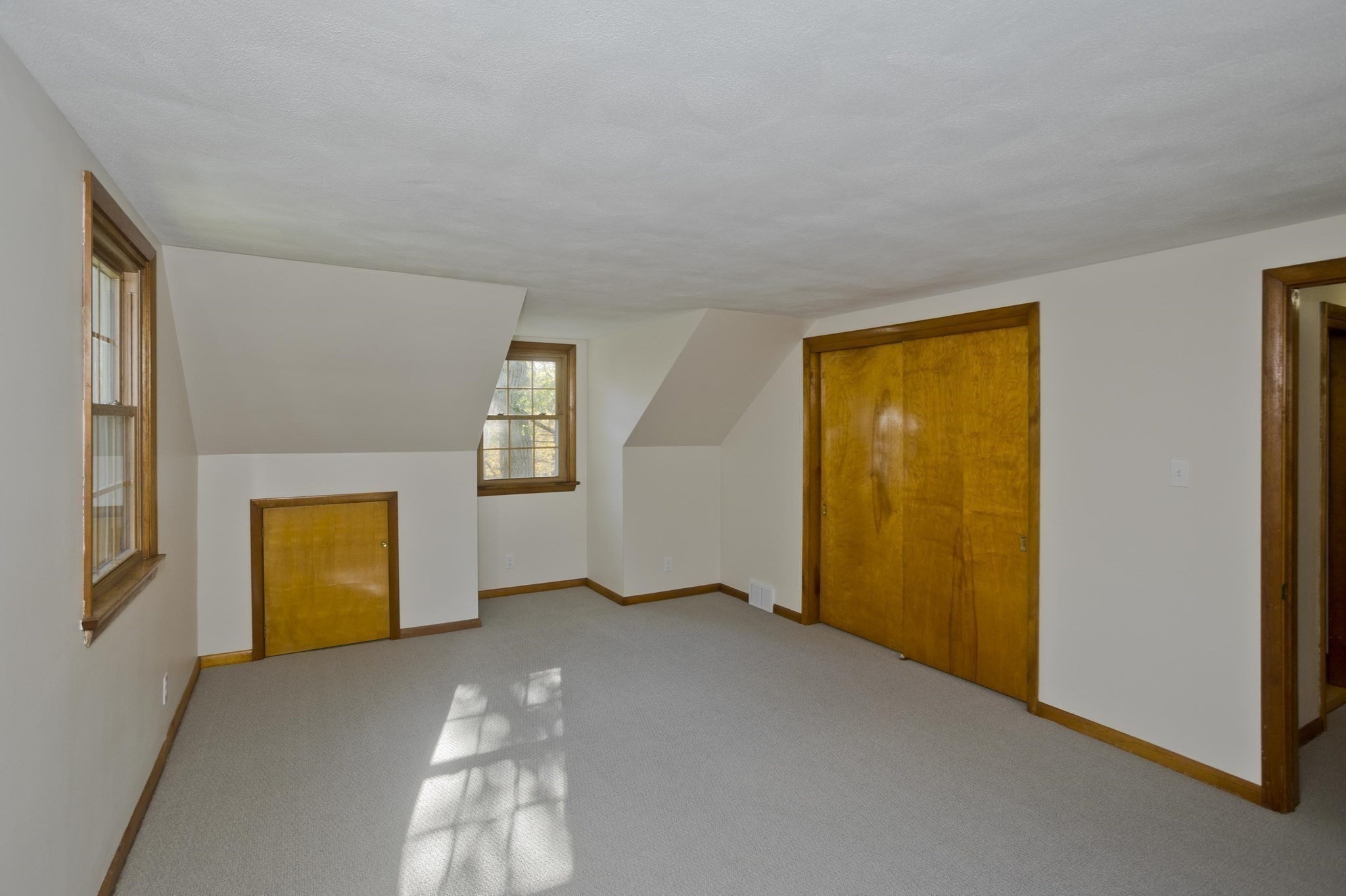 88 Buffam Rd