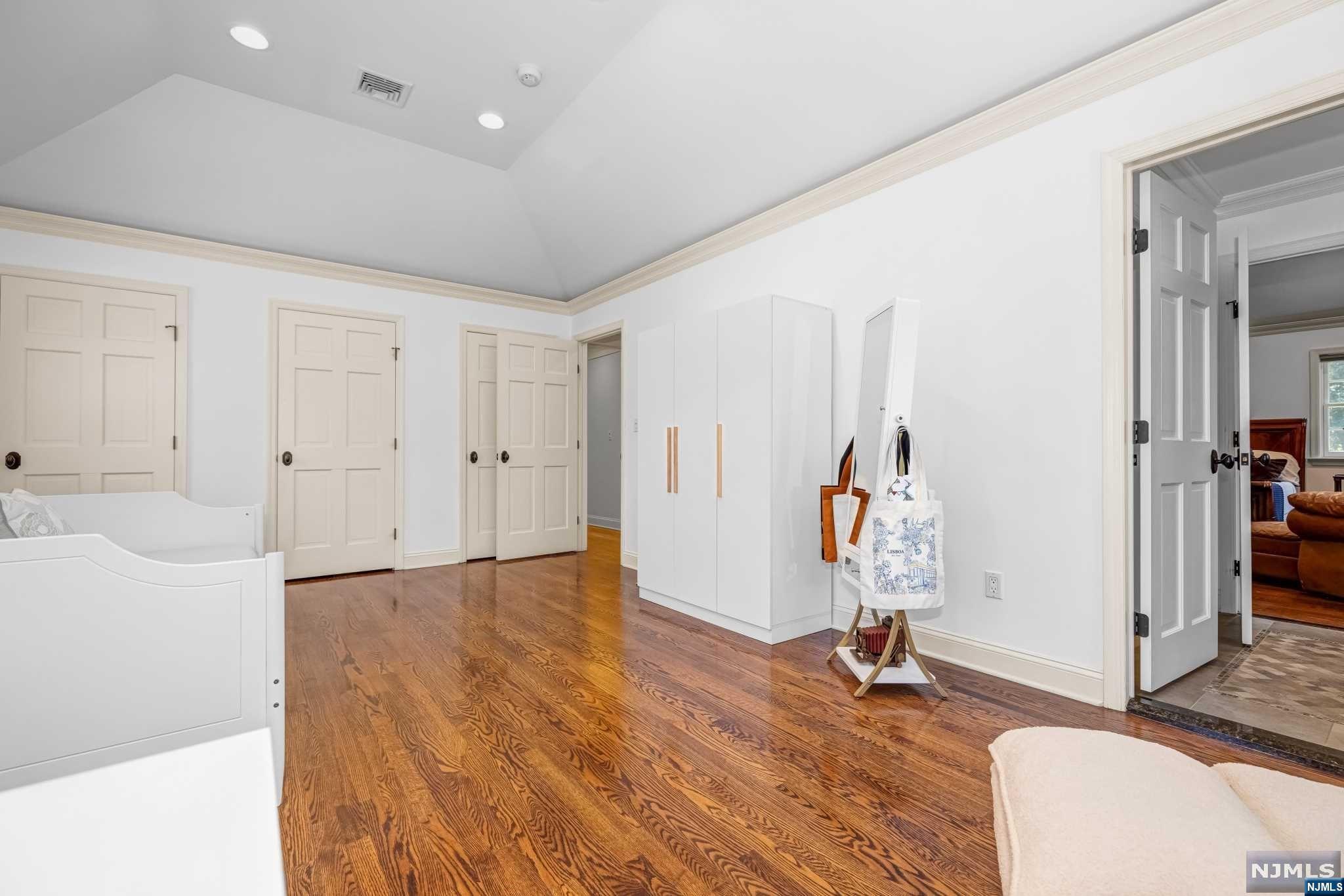 19 Pine Hill Road