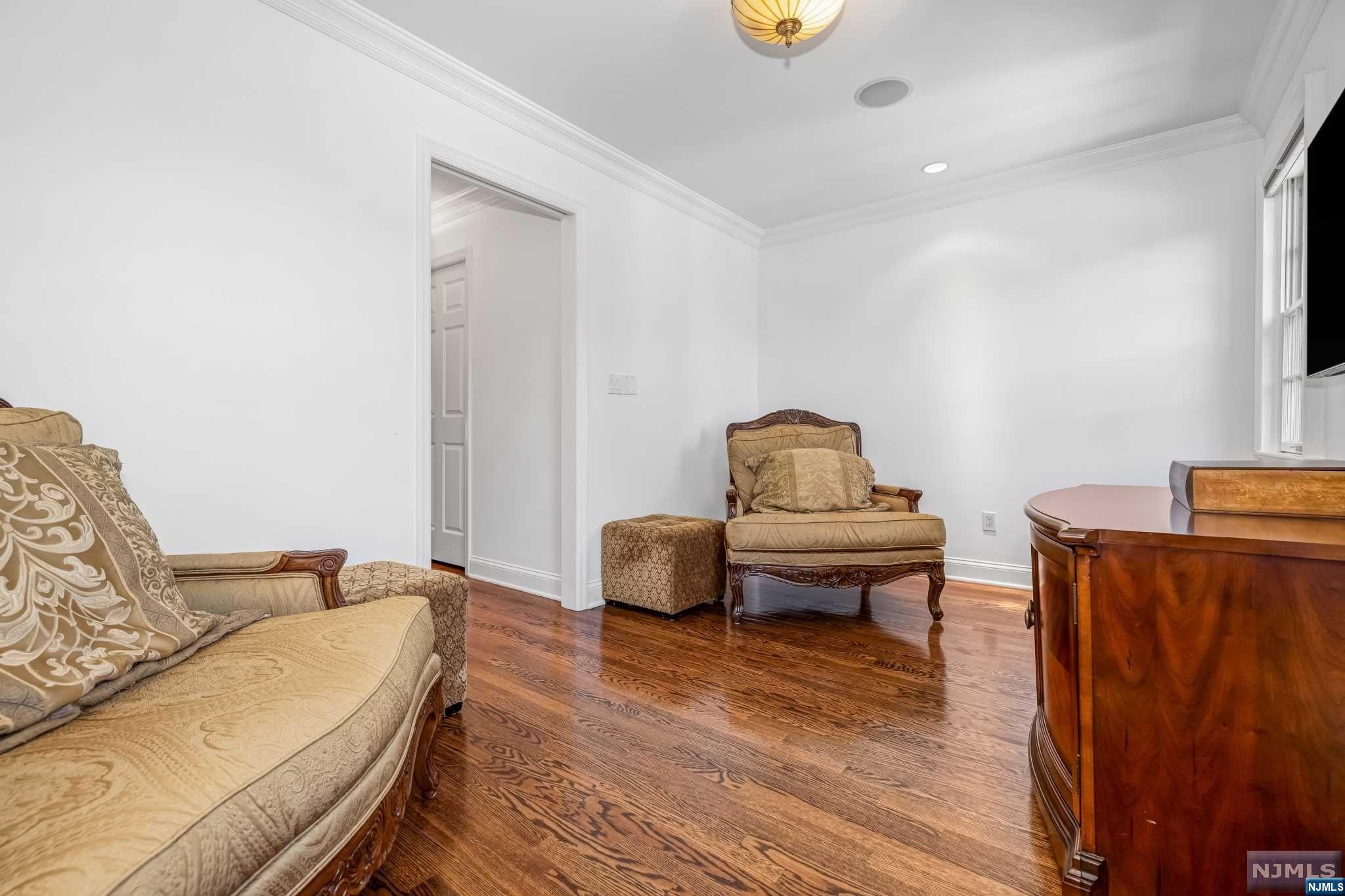 19 Pine Hill Road