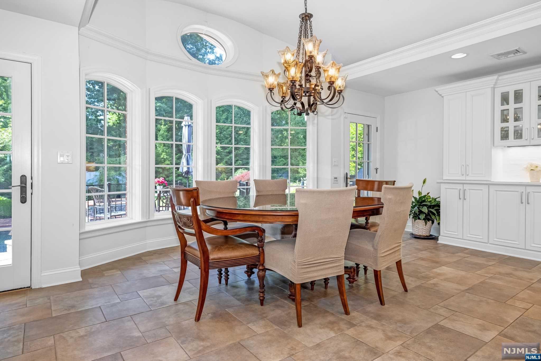 19 Pine Hill Road