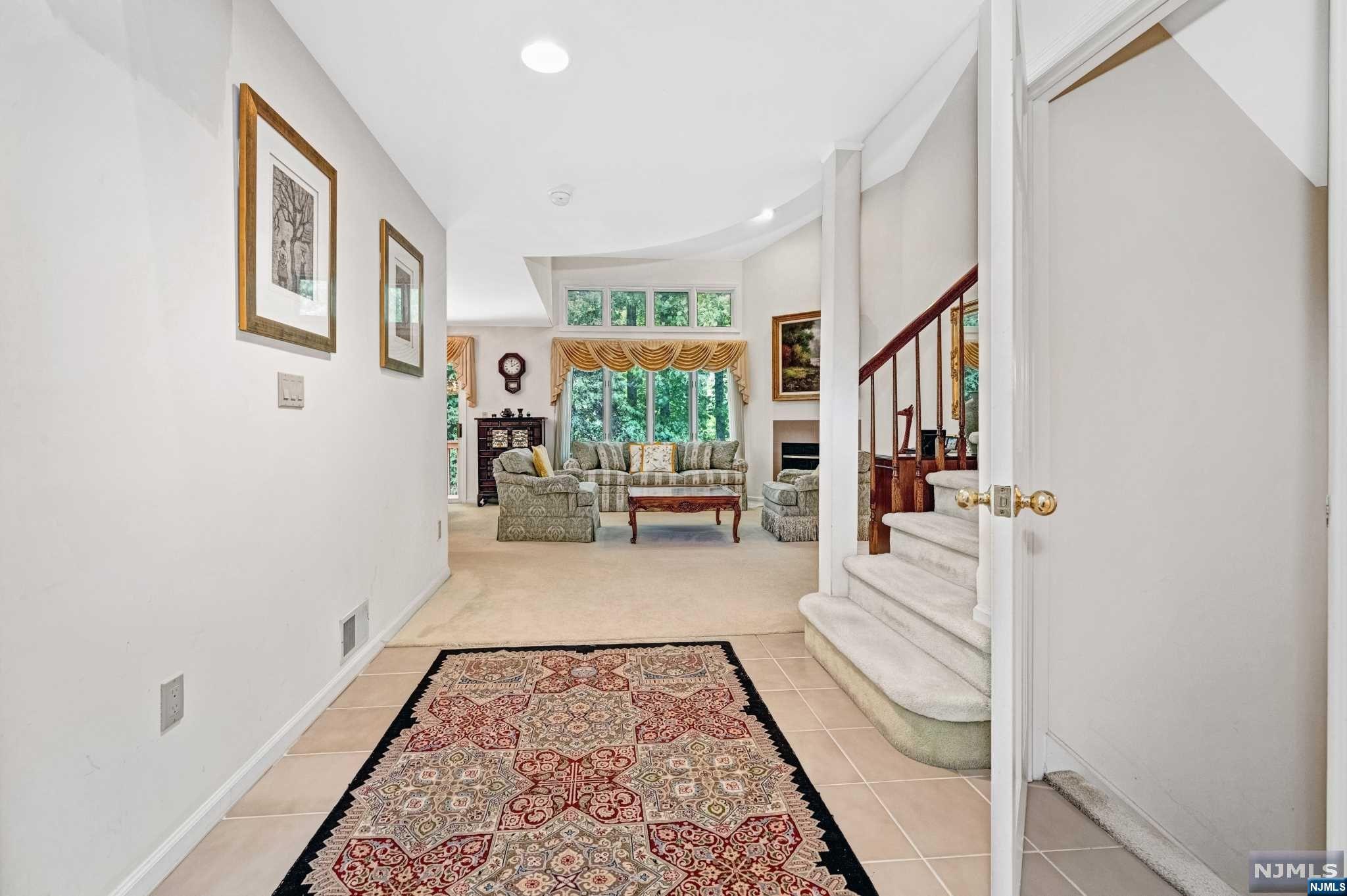 111 Lakeview Drive