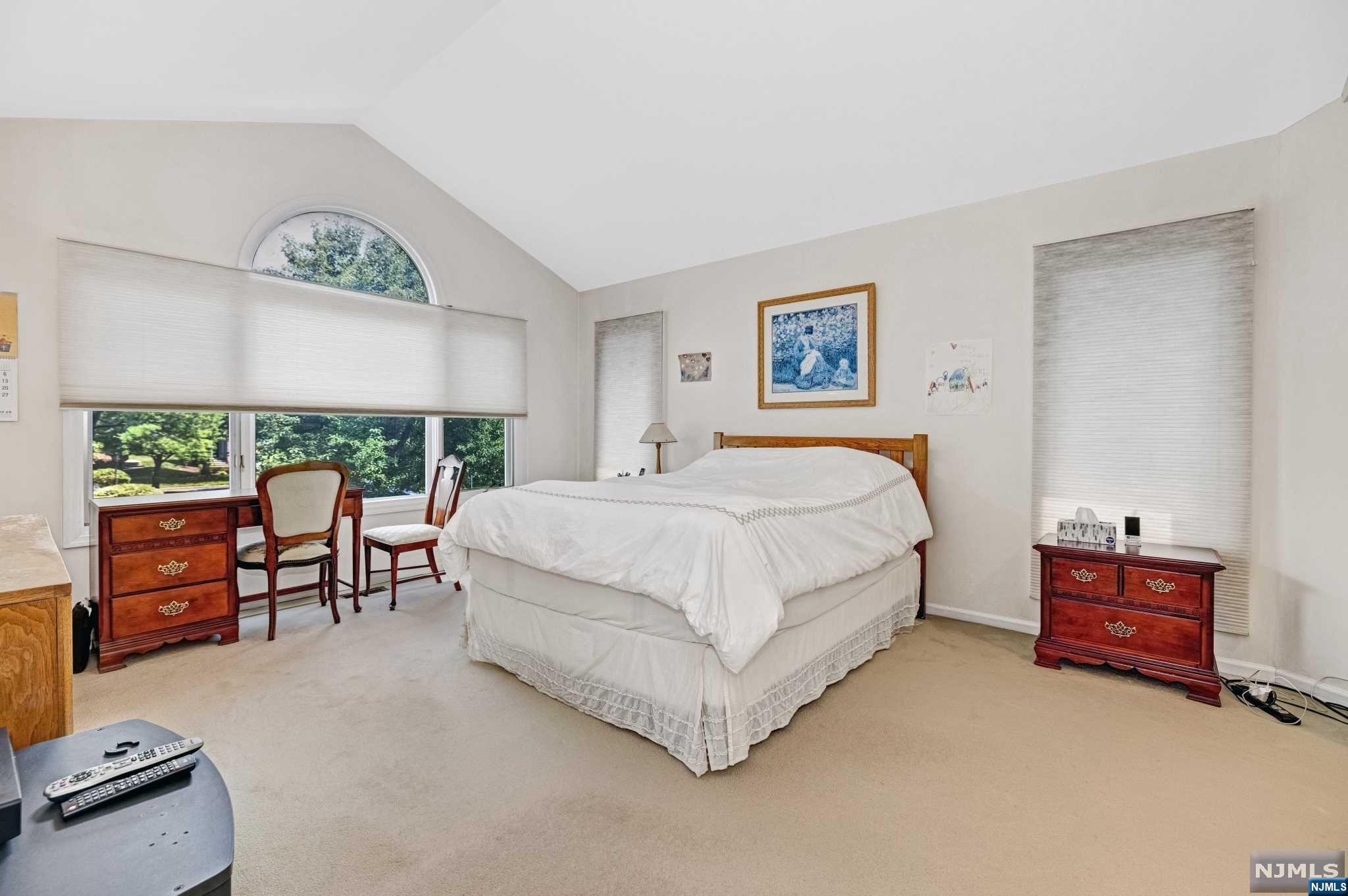 111 Lakeview Drive