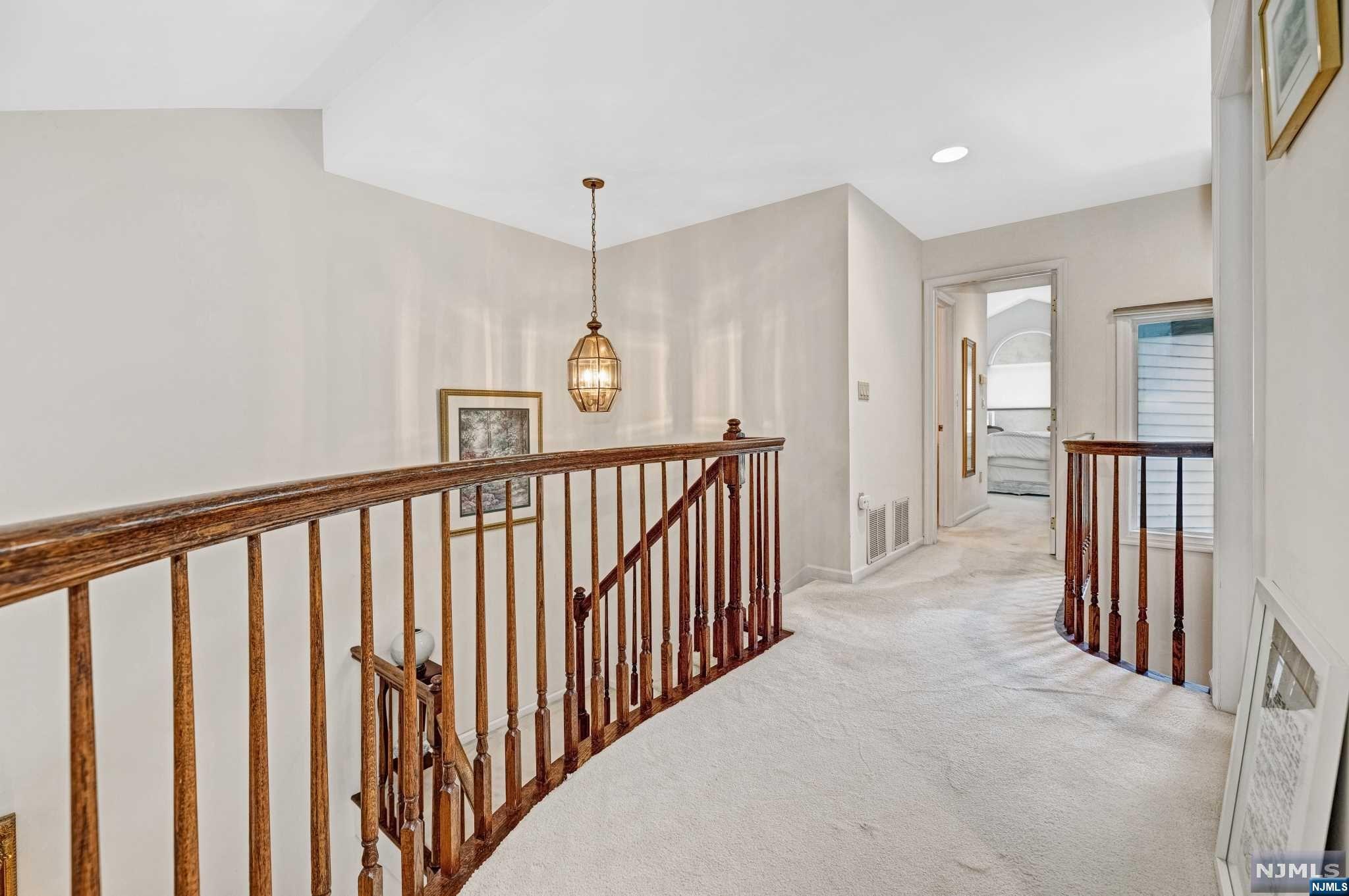 111 Lakeview Drive