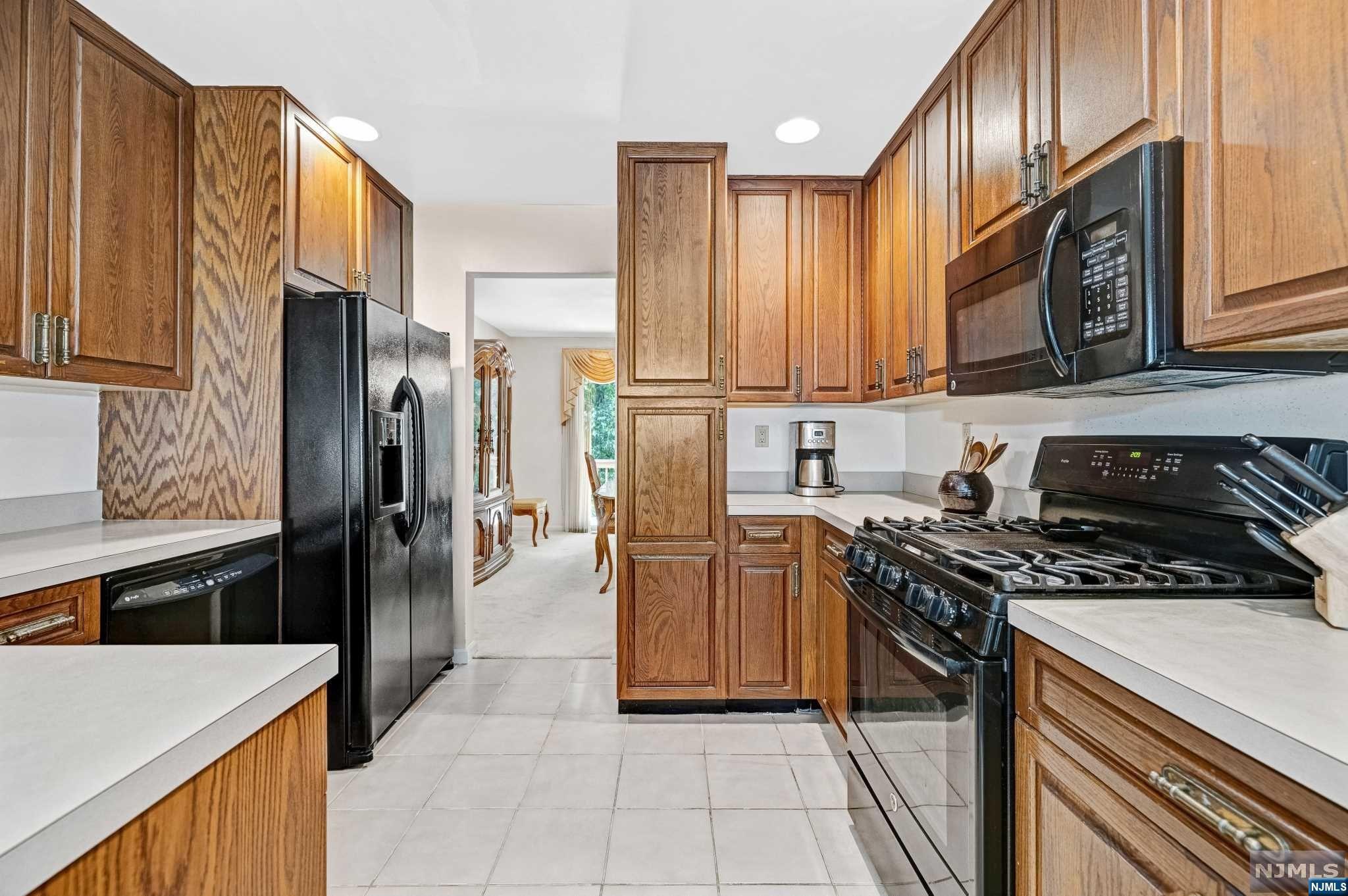 111 Lakeview Drive