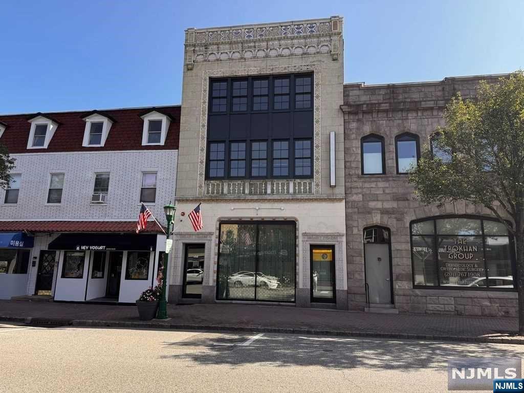 231 Dock Road 2B