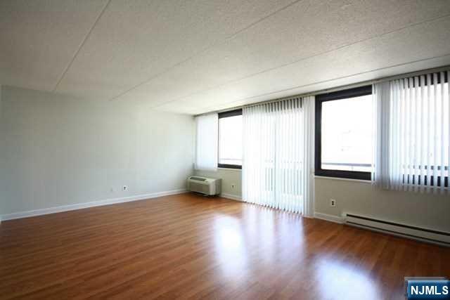 555 Gorge Road 5F