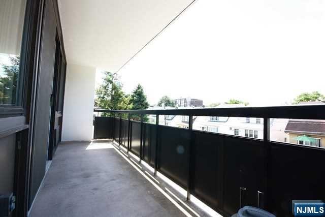555 Gorge Road 5F