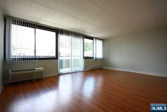 555 Gorge Road 5F