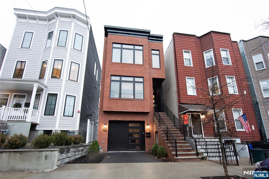 198 Sherman Avenue 2