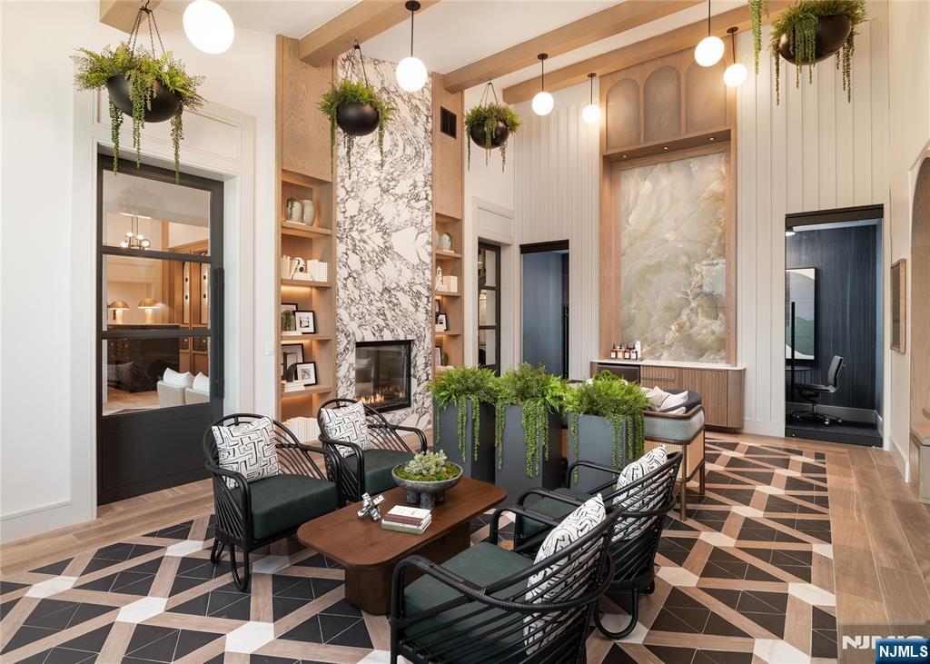 18 Park Avenue 205