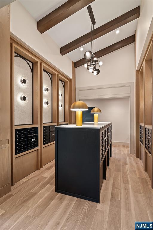 18 Park Avenue 205