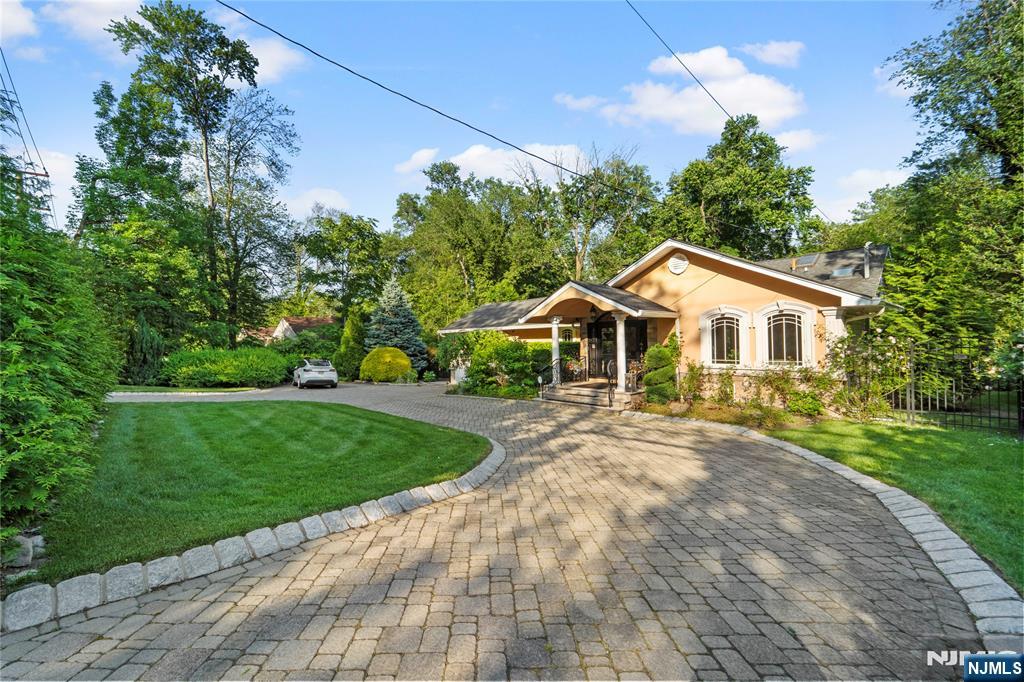 198 Pascack Road
