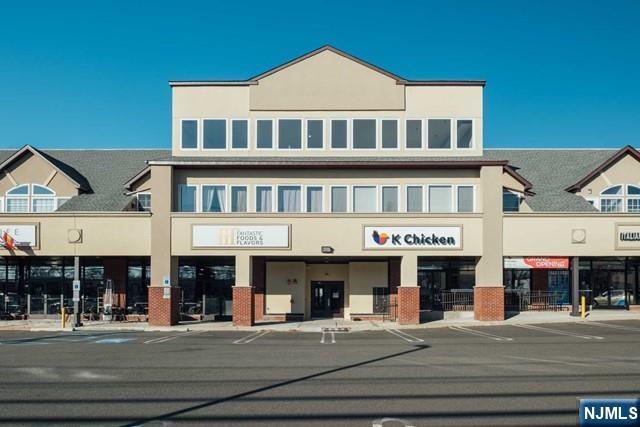 521 Livingston Street 218