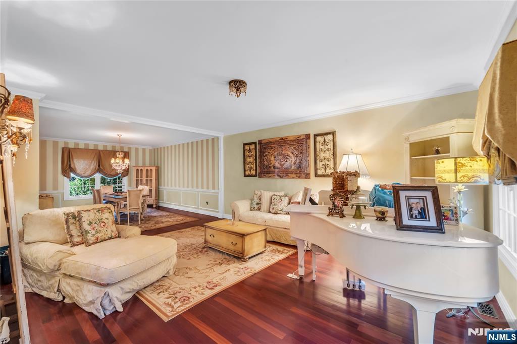 136 Tappan Road