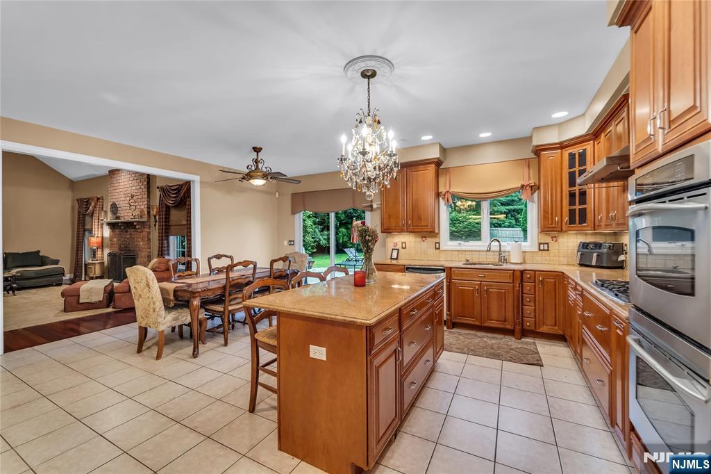 136 Tappan Road