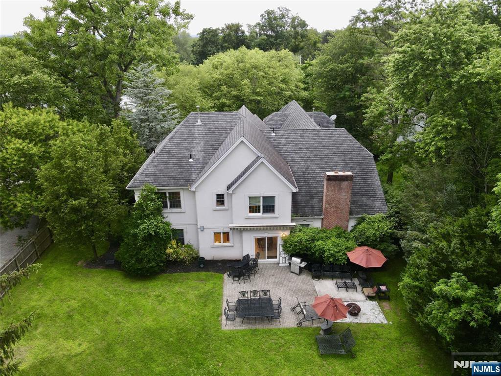 136 Tappan Road