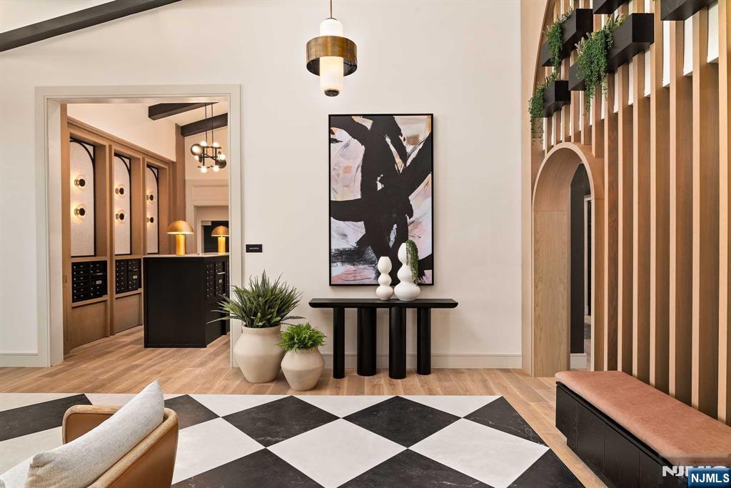 18 Park Avenue 1101