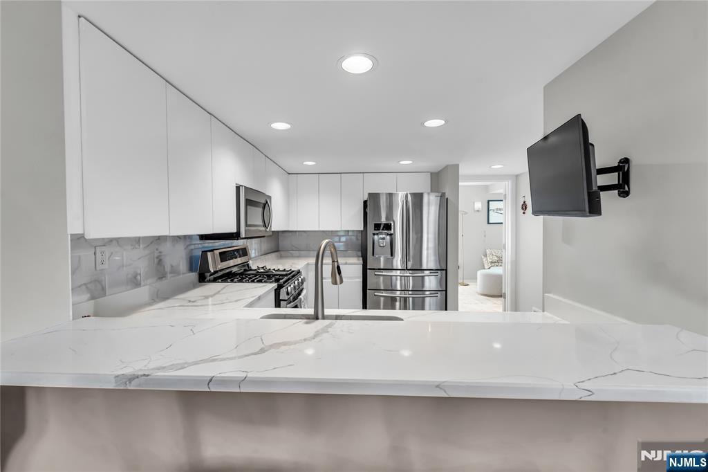 309 Hancock Court M309