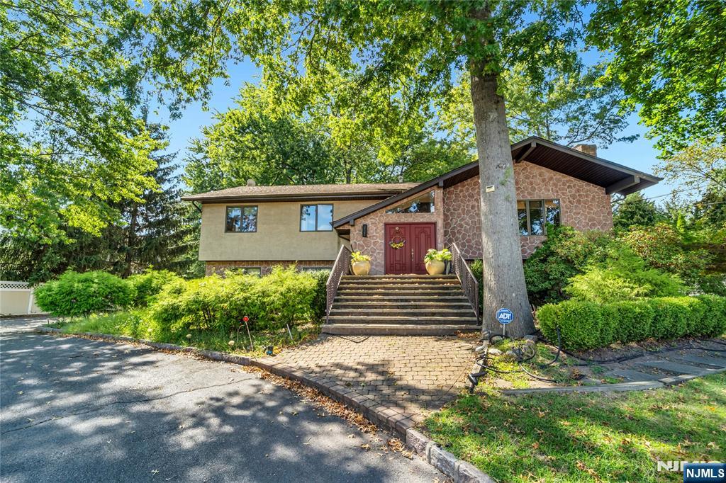 237 Rivervale Road