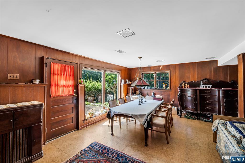 1011 Washington Avenue